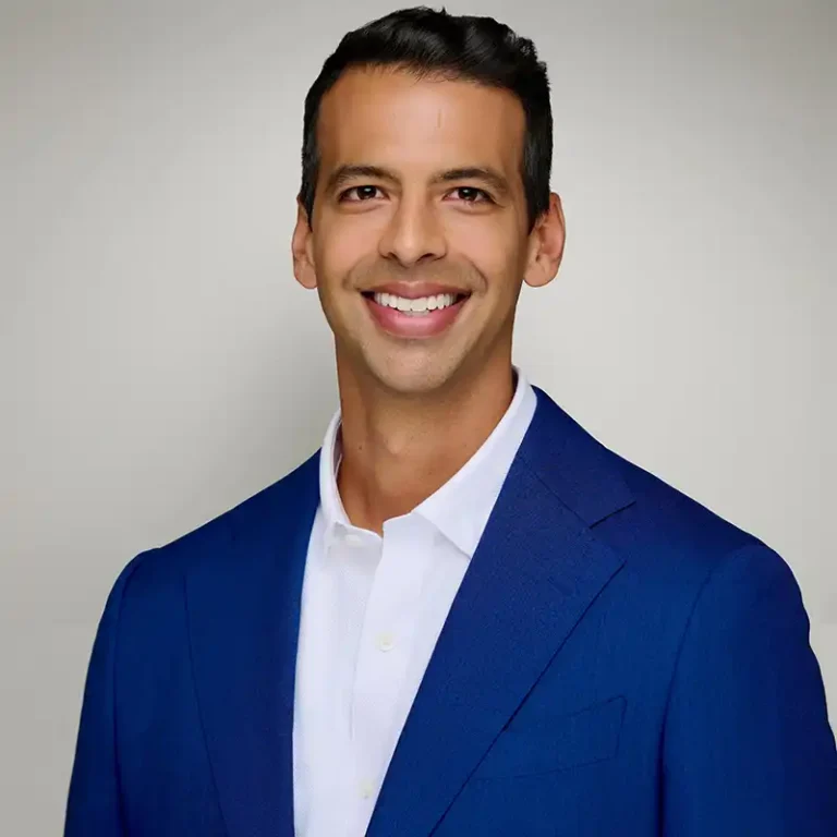 Juan Arreaza Headshot